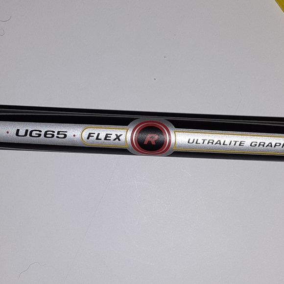 Taylor Made Rescue MID 3 19° UG65 Flex club with Ultralite Graphite Shaft - Picture 11 of 12